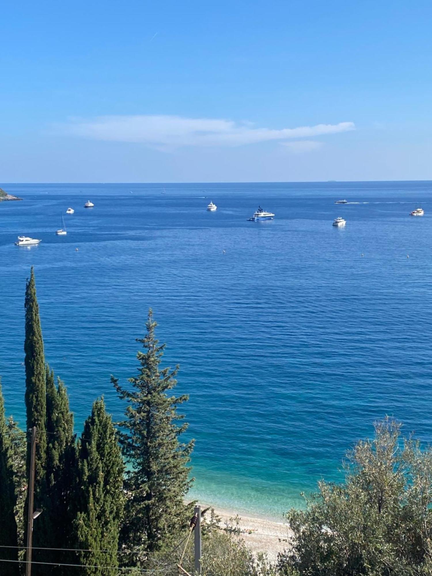 Cap D.azur *